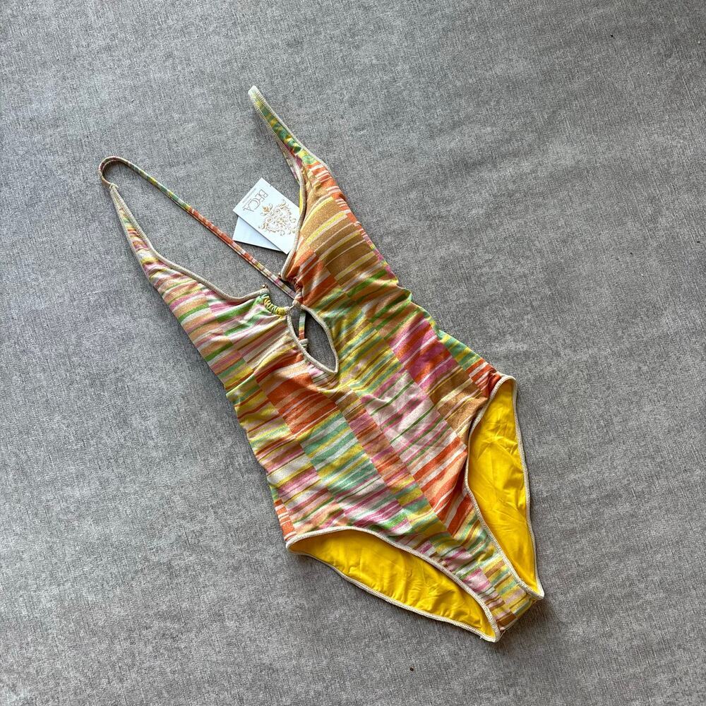 NWT Becca Onepiece Swimsuit